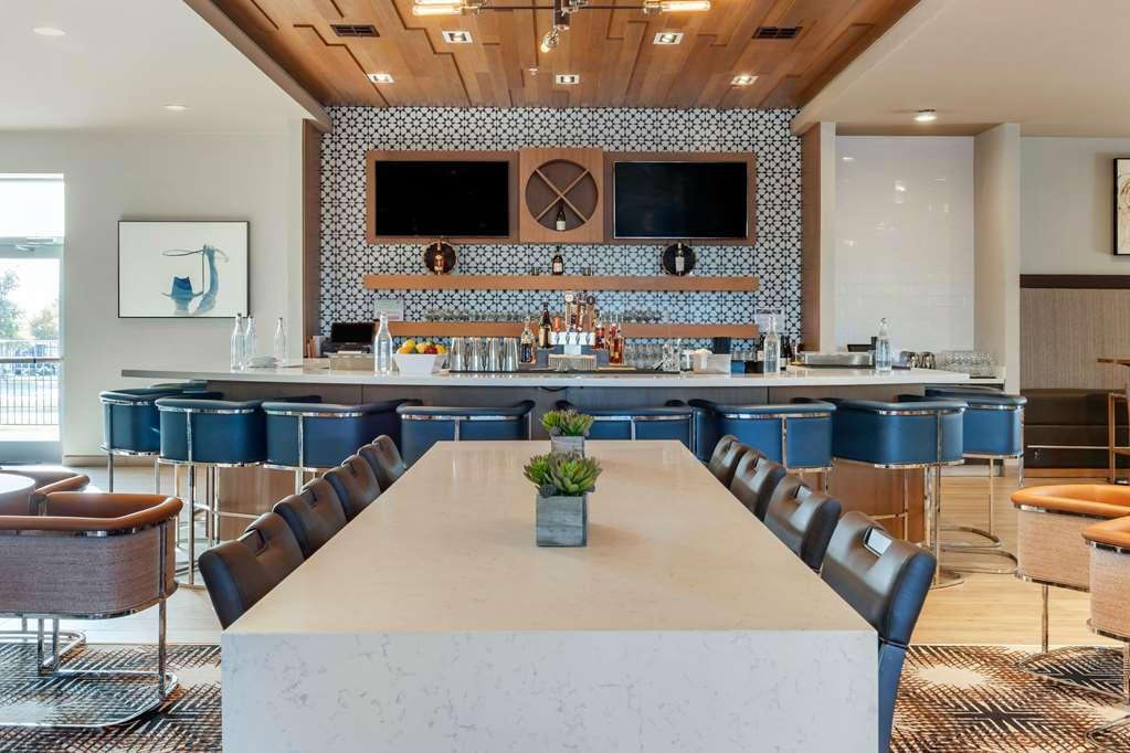 Cambria Hotel Richardson - Dallas Exterior photo