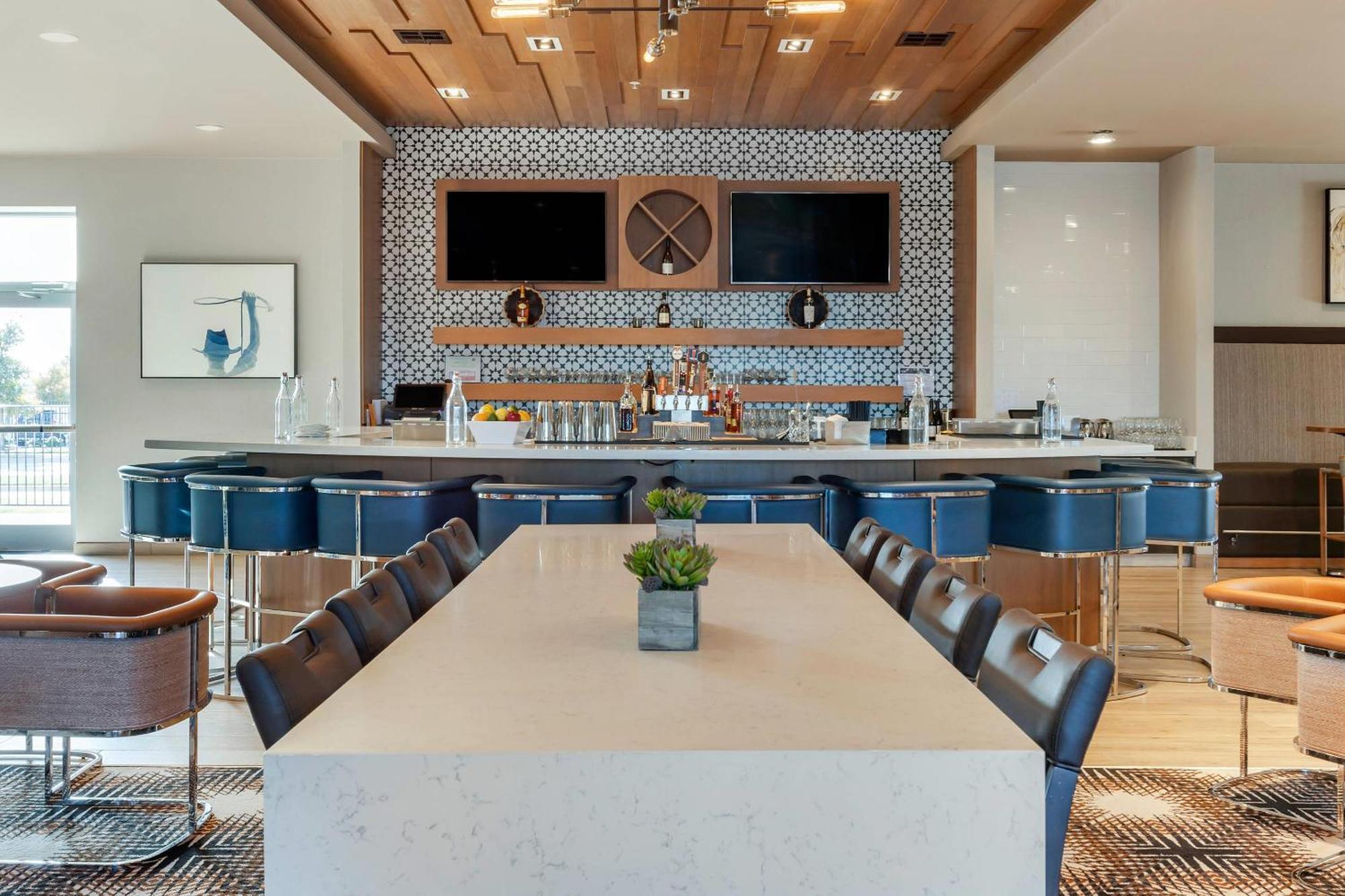 Cambria Hotel Richardson - Dallas Exterior photo