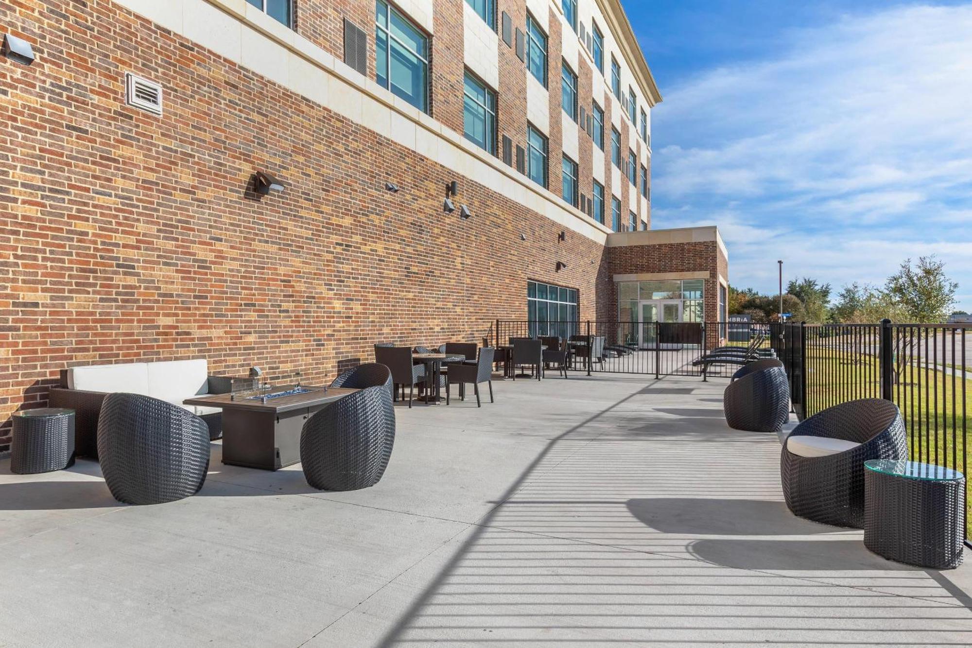 Cambria Hotel Richardson - Dallas Exterior photo