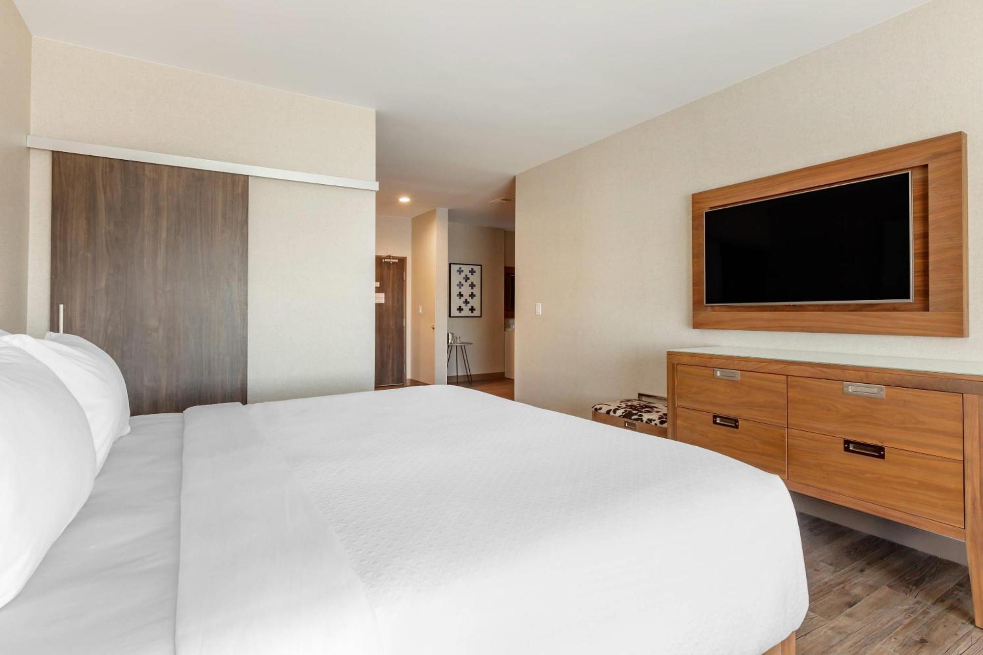 Cambria Hotel Richardson - Dallas Exterior photo